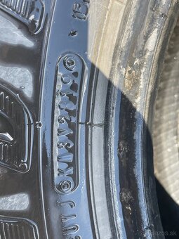 Pneu DUNLOP 265/70 R16C 113/111S - 4