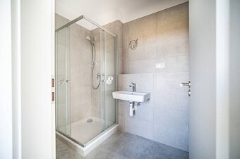 TOREA - ZELENÉ NIVY - 3i BYT S BALKÓNOM V BYT. DOME D - PEZI - 4