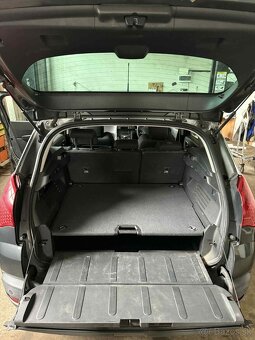 predam diely na peugeot 3008 1.6 hdi 80kw 2010 peugeot 5008 - 4