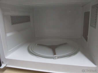 Mikrovlnka LG 800W - 4