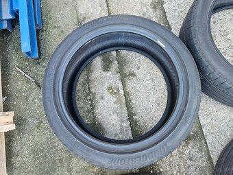 4x Letné pneu Bridgestone 225/45 R19 - 4