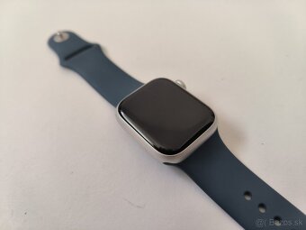 apple watch 9 41mm Starlight Cellular - 4