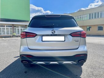 MG EHS 1.5 Plug in Hybrid, PANO, 360°, najv. LUXURY výbava - 4