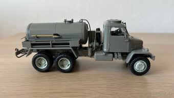 Praga V3S fekál 1/43 Avtoistoria - 4