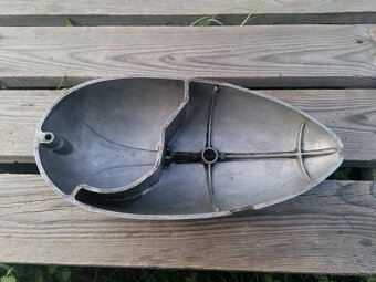 Kryt motora zapaľovania na Jawa 250/ 559, 592 - 4