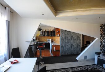 3 izbový byt s balkónom na PREDAJ - 4