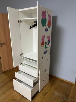 Skriňa pre dieťa + posteľ - 4