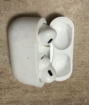 AirPods Pro 2 - 4