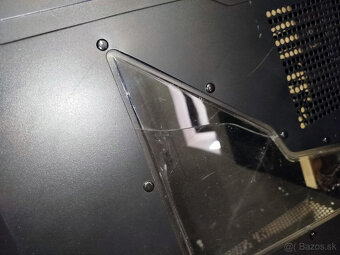 skrinka Thermaltake - 4