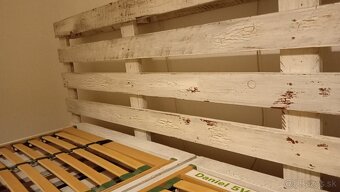 Paletová posteľ 180x200 - 4