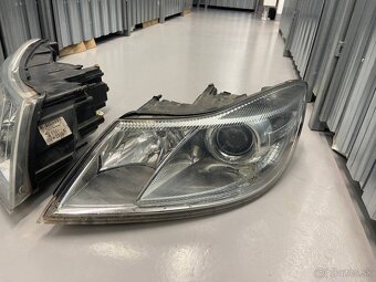 Škoda Octavia 2 2012 facelift Predne svetlomety - 4