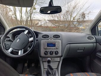 Ford focus kombi 2009  facelift 1.6 tdci - 4
