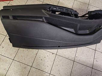 Prístrojová doska , palubná doska VW Caddy 5 - 4