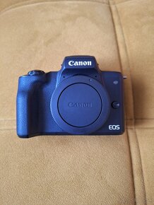 Canon EOS M50 - 4