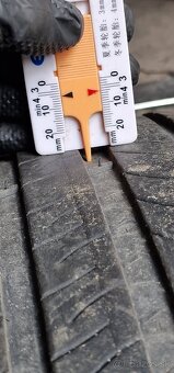 205/55 R 16 Michelin - 4