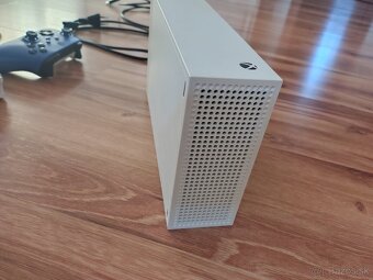 Xbox series s - 4