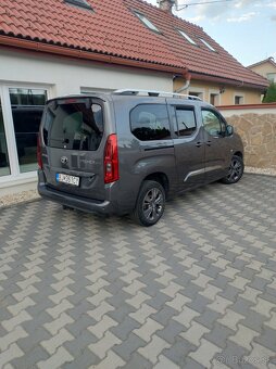 Toyota Pro Ace City Verso long - 4