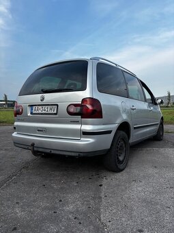 Volkswagen Sharan 2.0 TDi 103 Kw Manual - 4