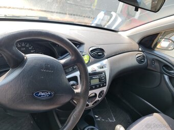 Ford focus - 4