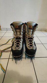 Horolezecké topánky a mačky - 4