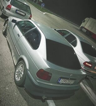 BMW E36 compact 1.8 - 4