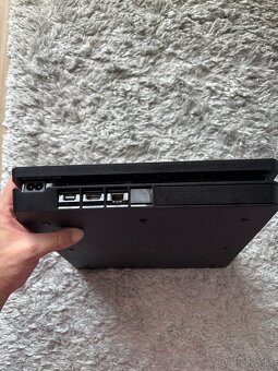 PS4 Slim - 500GB - 4