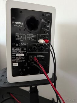 Yamaha HS4W - 4