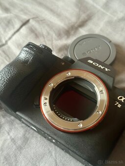 Sony A7 III + Sony Zeiss 55mm f/1.8 Sonnar T - 4
