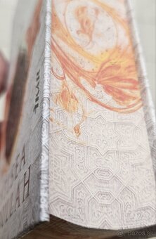 Kniha s orieskou "Zlodej hviezdneho prachu" - 4