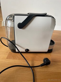 Kapsulový kávovar Tchibo cafissimo Pure biely - 4