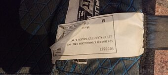 Hokejova vystroj - 4