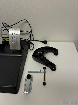 Thrustmaster t300 - 4