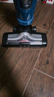 Rowenta tyčový vysávač - 4