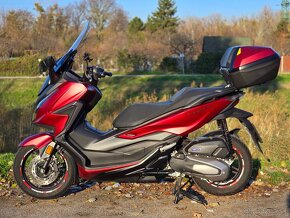 Honda Forza 125 - 4