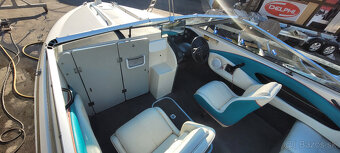 LOD KAJUTOVA BAYLINER 1851 CAPRI S PRIVESEM - 4