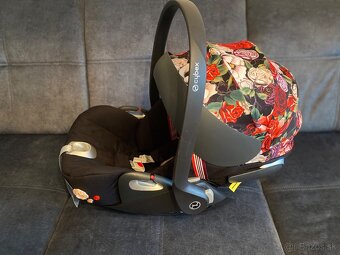 Autosedacka Cybex Cloud T I-Size Spring Blossom Dark - 4