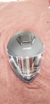 Prilba na moto - 4