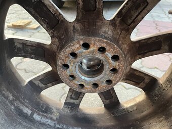 5x112 / 5x100 R17 - 4