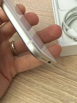 Iphone SE 2022 - 4