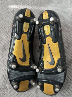 Nike tiempo legends r10 ronaldinho 41mx - 4