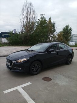 Mazda 3 Sedan 2.0 Skyactiv, čierna metalíza - 4