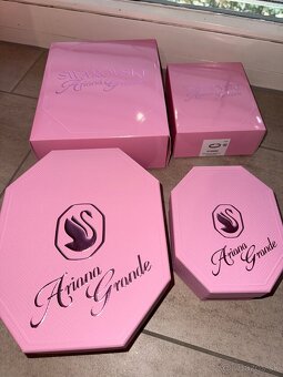 Ariana Grande - Swarovski Set - 4