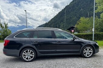 ŠKODA SUPERB 2 COMBI 2.0TDI 125KW - 4