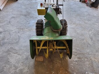 JOHN DEERE 826 - 4