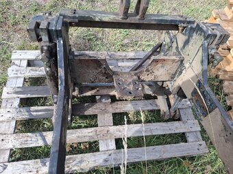 Predam celnu hydrauliku a vyvodovy kardan - 4