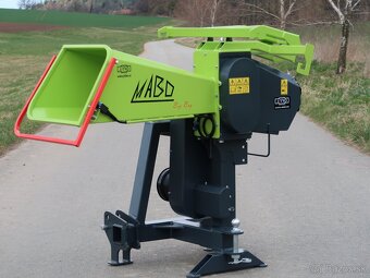 Štiepkovač špalíkovač za traktor s řemenovým převodem - 4