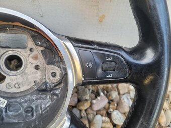 Predám volant na audi a8 d3 s multifunkciou - 4