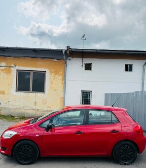 Toyota Auris 1.33 Dual VVT-i 100k M6 (benzín) - 4
