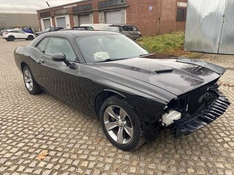 Dodge Challenger 3.6 novy model 2015 r.v - 4