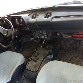 Lada Niva 1.6 - 4